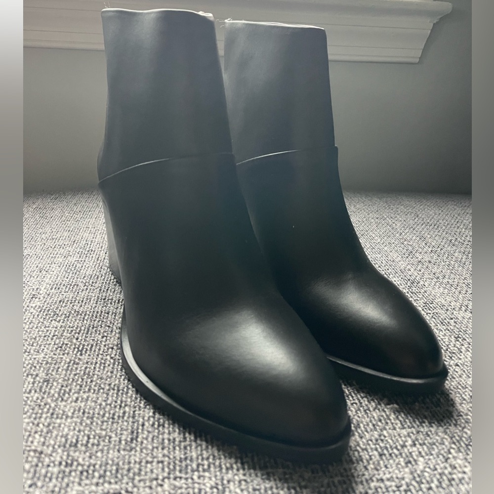 Nisolo Dari Commuter Boot